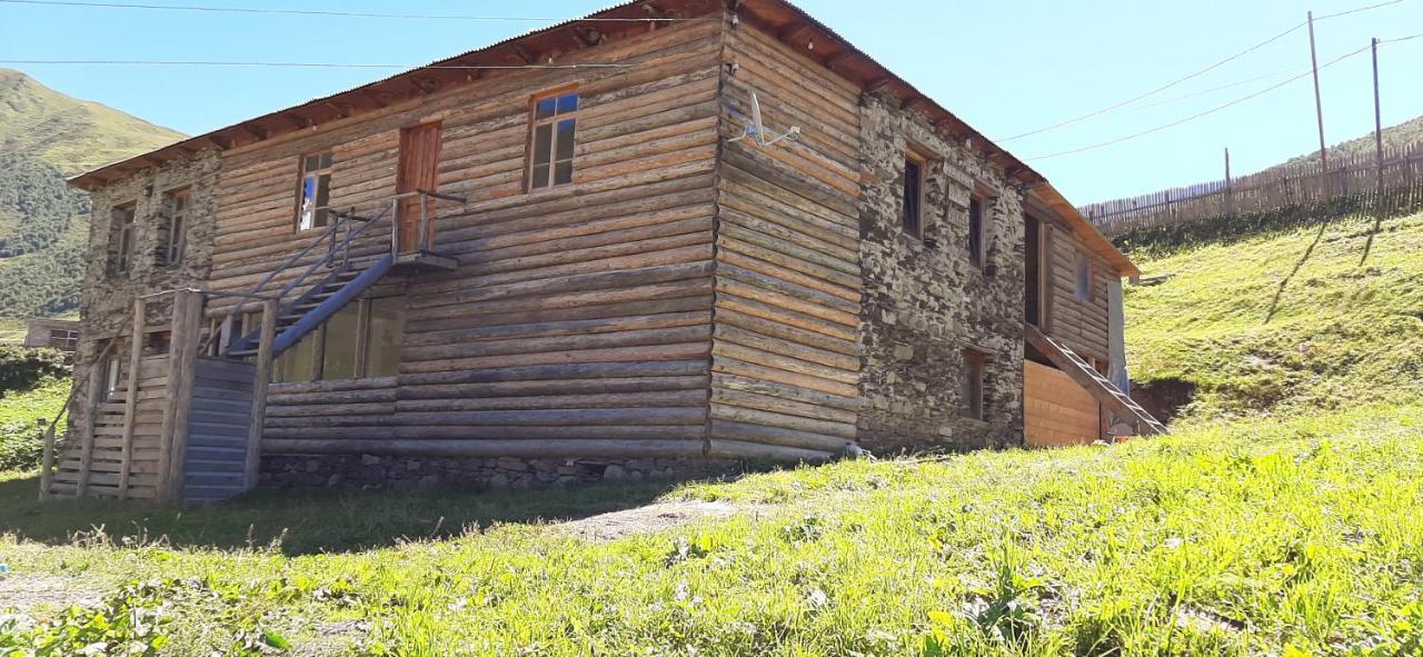 Guesthouse Svanuri Sakhli Ushguli Bagian luar foto