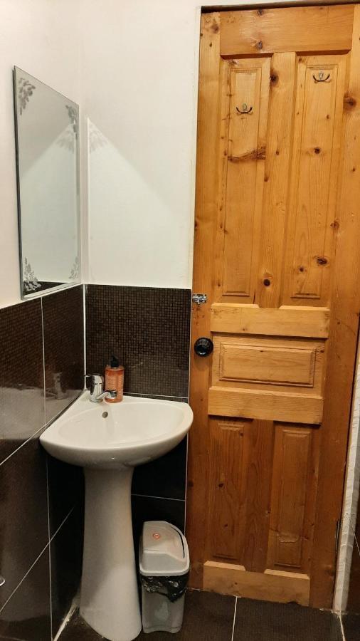 Guesthouse Svanuri Sakhli Ushguli Bagian luar foto